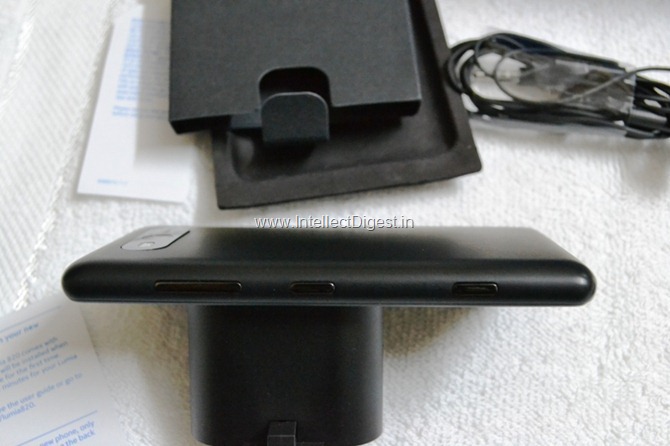 Nokia Lumia 820 Review (7)