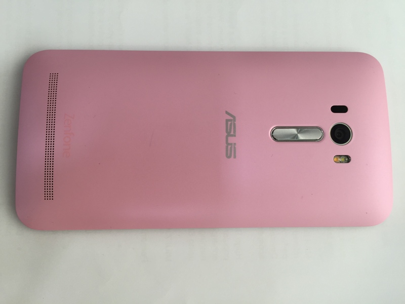 Asus Zenfone Selfie (1)