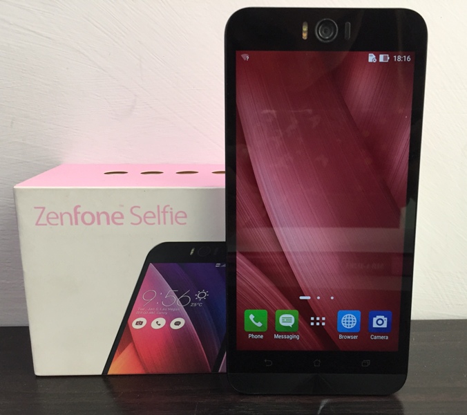 Asus Zenfone Selfie Hands On