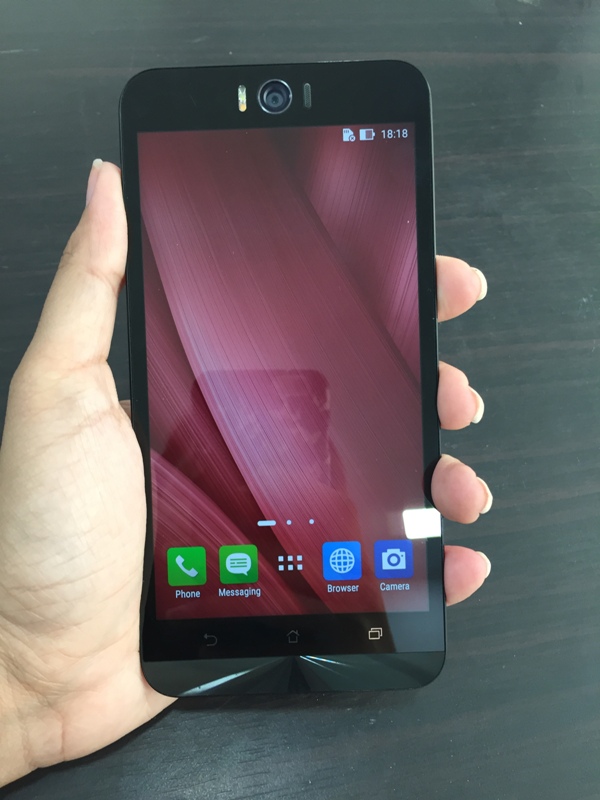 Asus Zenfone Selfie (26)