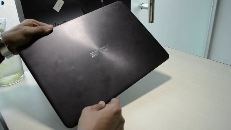 Asus Zenbook UX305 Review (12)