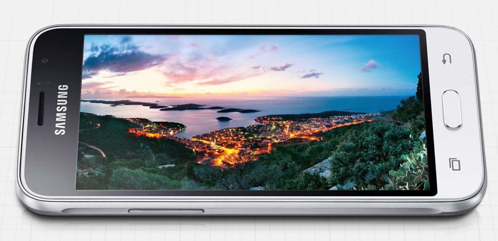 Samsung Galaxy J1 (2016) -3