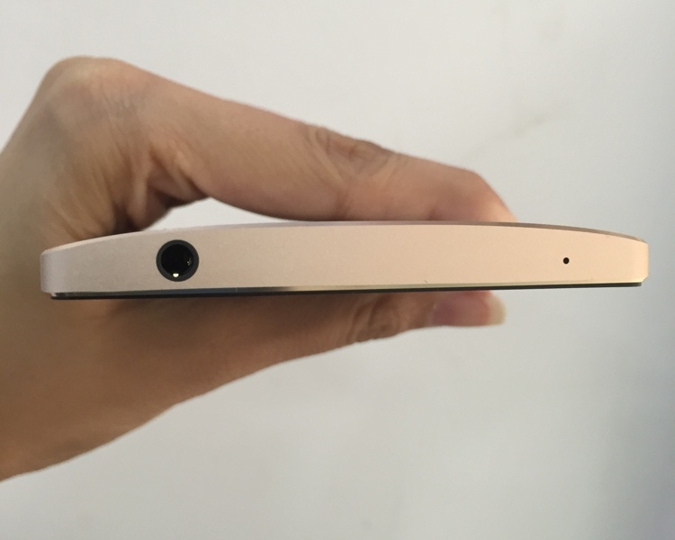 Micromax Canvas 6 (14)