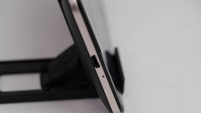 New Asus Zenfone Max variant (16)