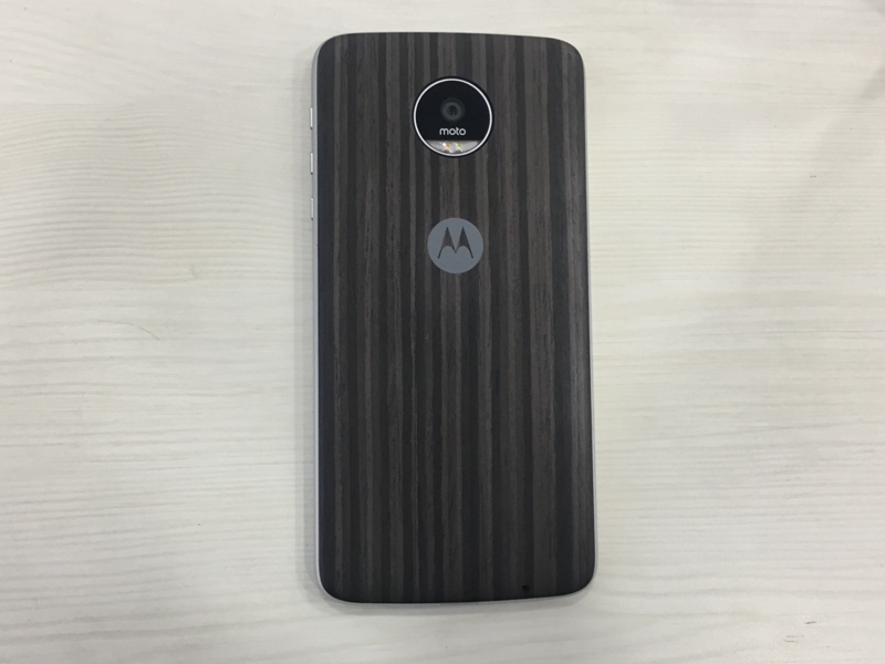 Moto Z Play Review
