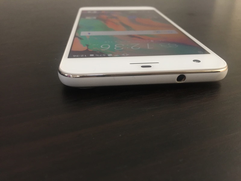 HTC Desire 10 Pro (10)