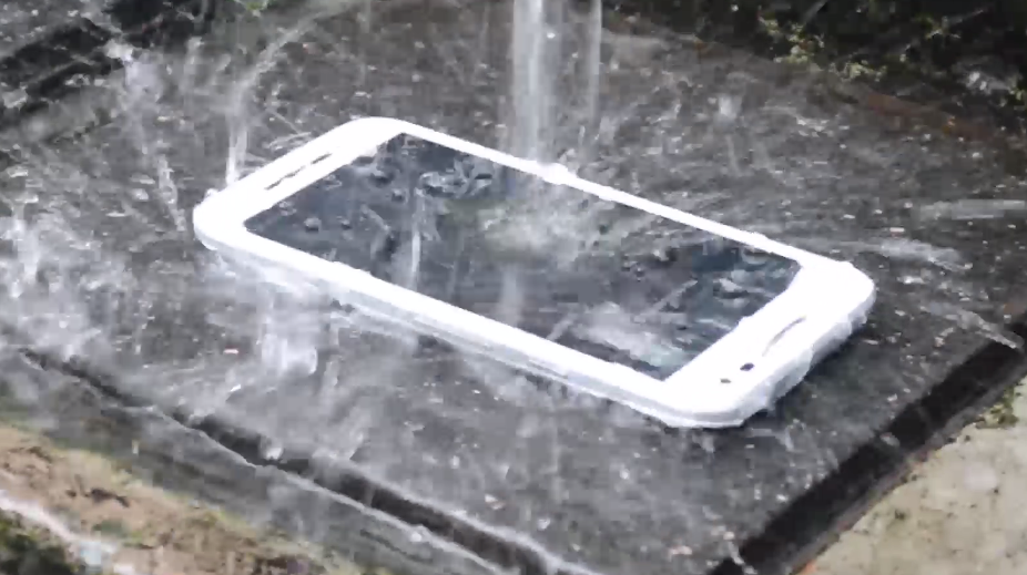 How To Fix Your Water Damaged Smartphone