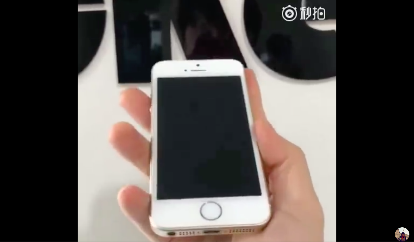 Alleged iPhone SE 2 Leaked Images Surfaces Online, Reveals Glass Back