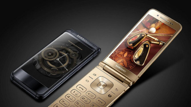 Samsung W2019 Flip Phone