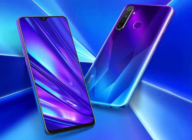 Realme Q
